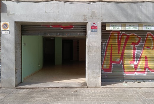 Commercial property - Rental - Barcelona -
                Horta