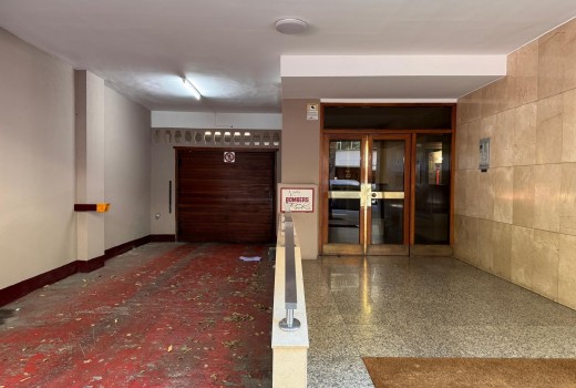 Parking - Продажа - Barcelona -
                Les Corts