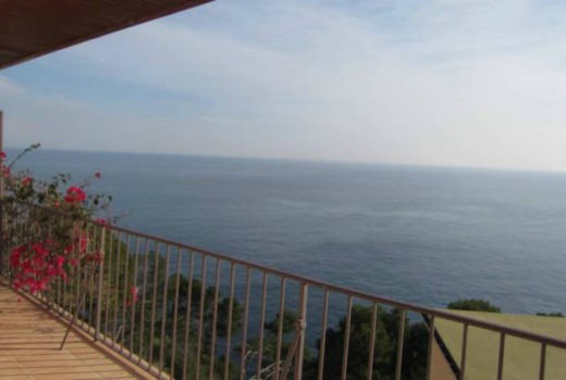 Piso - Продажа - Begur, Calella de Palafrugell -
                mar