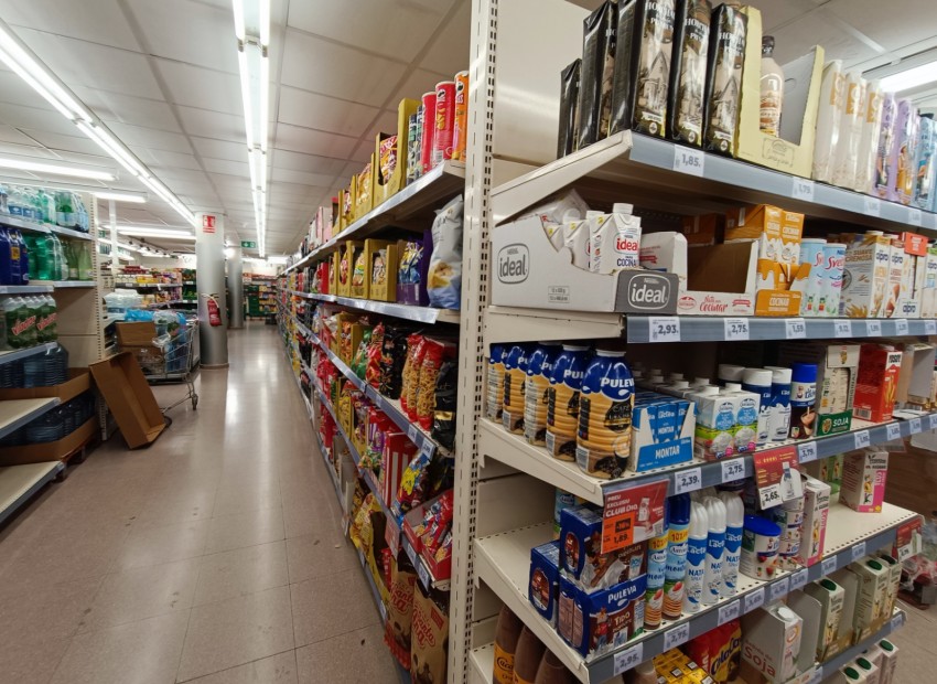 Продажа - Коммерческое помещение -
Barcelona - El Baix Guinardo