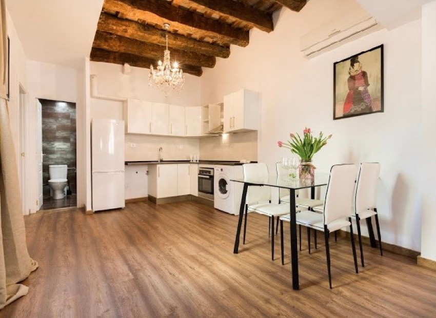 Продажа - Piso -
Barcelona - El Gòtic