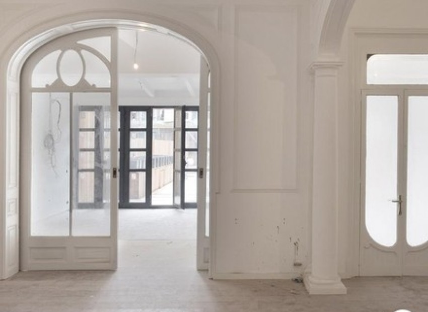 Продажа - Piso -
Eixample