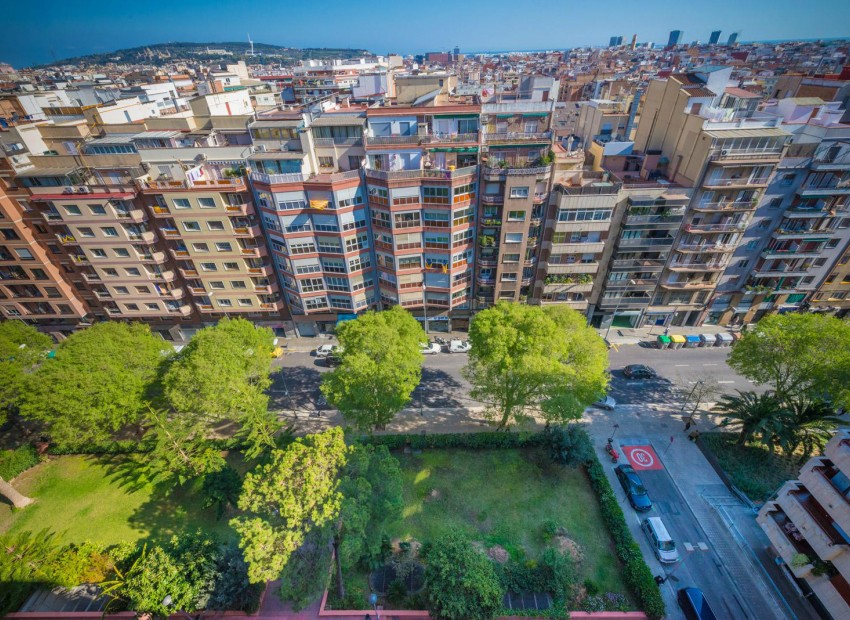 Продажа - Piso -
Eixample
