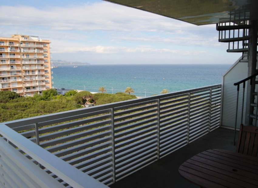 Продажа - Piso -
Lloret de mar - Blanes - Tossa de mar - 1