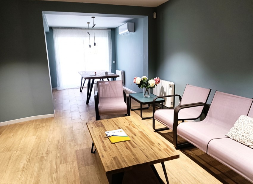 Продажа - Piso -
Miami Playa