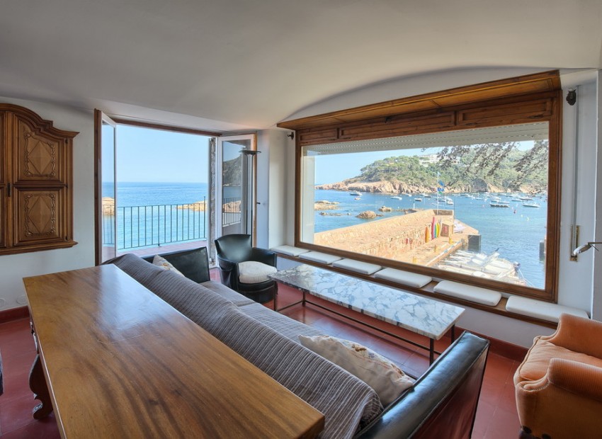 Продажа - Вилла -
Begur, Calella de Palafrugell - mar
