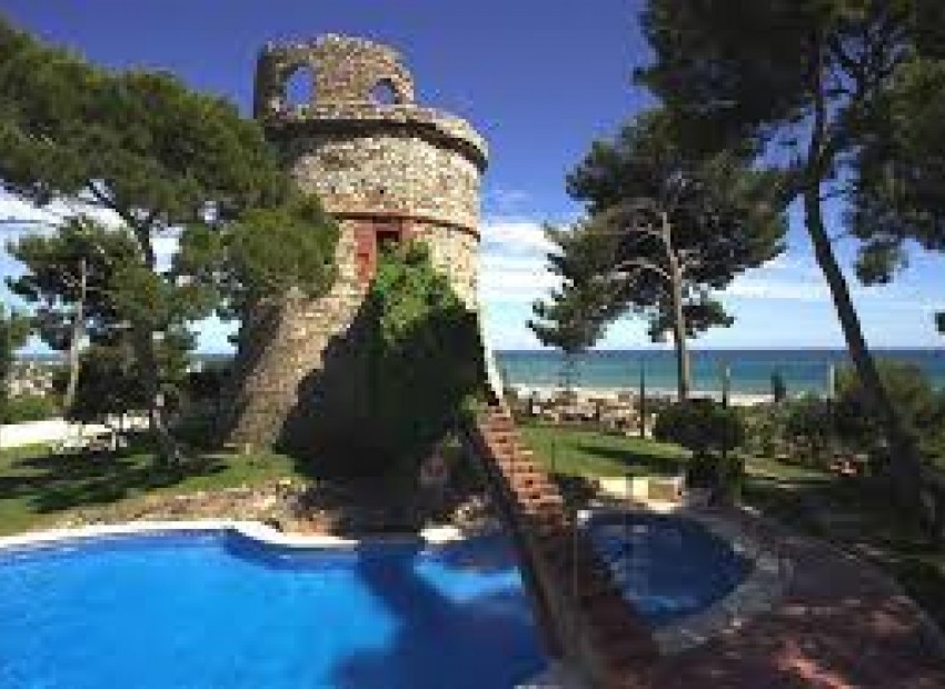 Продажа - Здание -
Barcelona alrededor - Barcelona - Sitges, Gava, Castelldefels