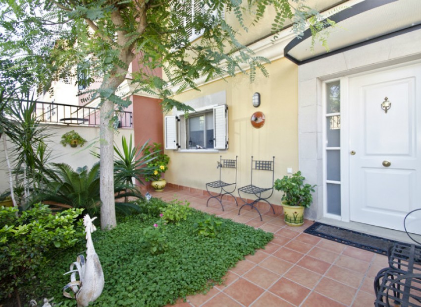 Sale - Adosado -
Altafulla