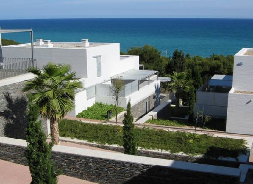 Sale - Adosado -
Barcelona alrededor - Barcelona - Sitges, Gava, Castelldefels