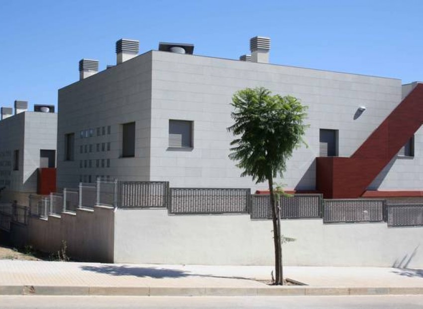 Sale - Adosado -
Cambrils