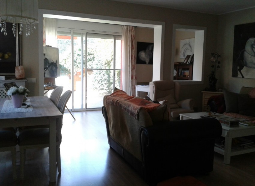 Sale - Adosado -
Cambrils