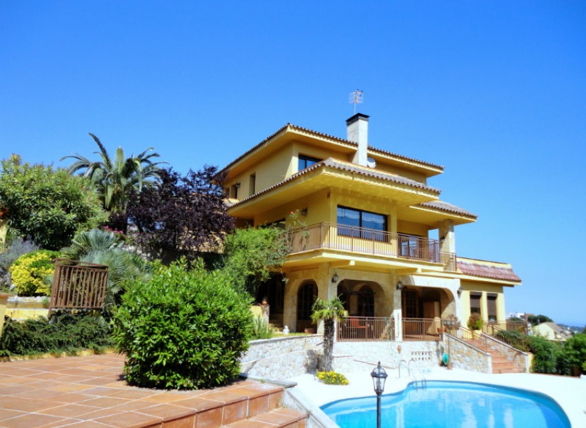 Sale - Chalet -
Alella, Premia, Vilassar - 1