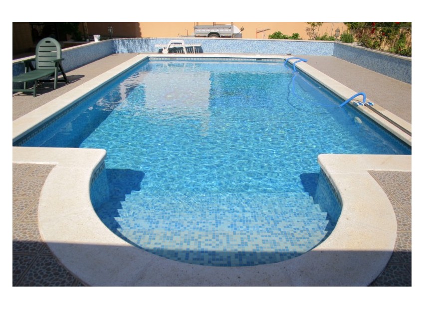 Sale - Chalet -
Barcelona