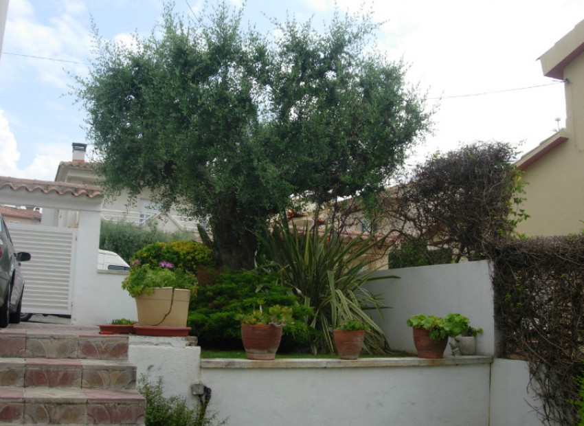 Sale - Chalet -
Calafell