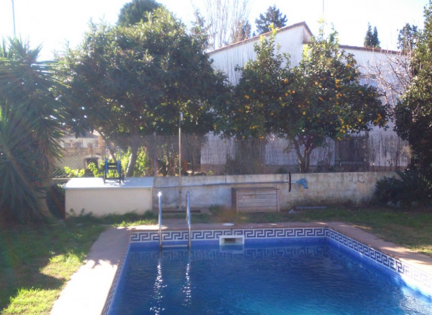 Sale - Chalet -
Coma Ruga