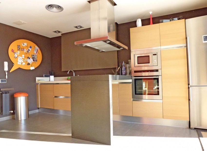 Sale - Chalet -
Coma Ruga