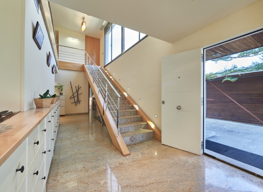 Sale - Chalet -
Cunit