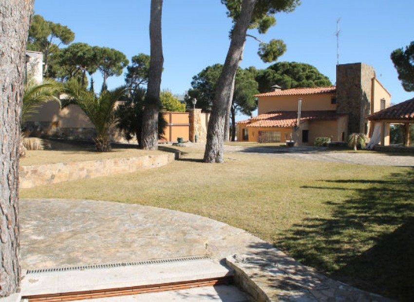 Sale - Chalet -
Patja de Aro - Sant Feliu de Guixols - Sant Antoni de Calonge - Costa