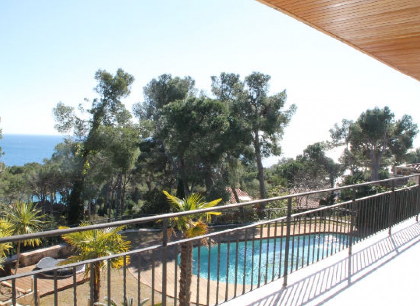 Sale - Chalet -
Patja de Aro - Sant Feliu de Guixols - Sant Antoni de Calonge - Costa