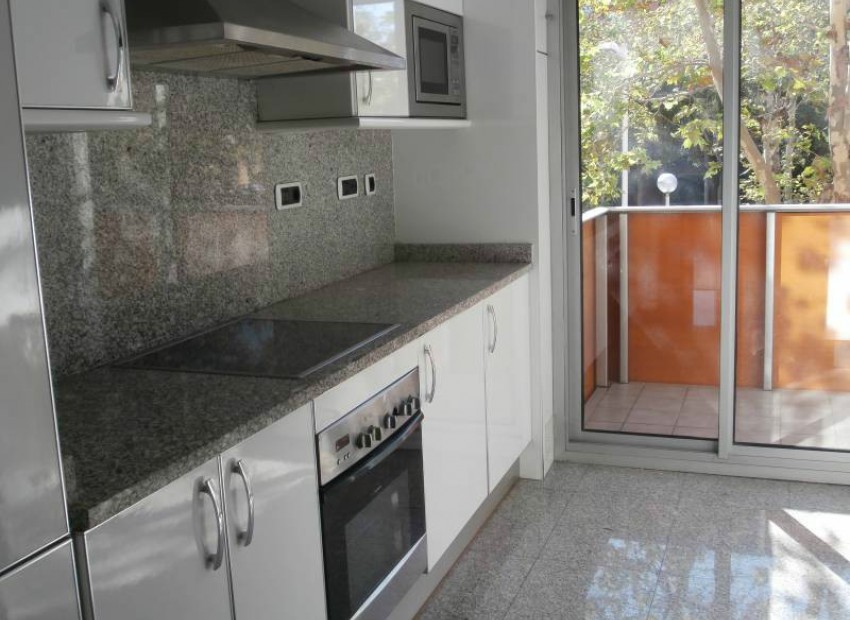 Sale - Piso -
Barcelona - El Poblenou