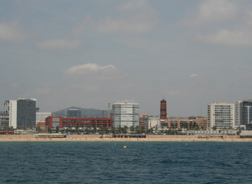 Sale - Piso -
Barcelona