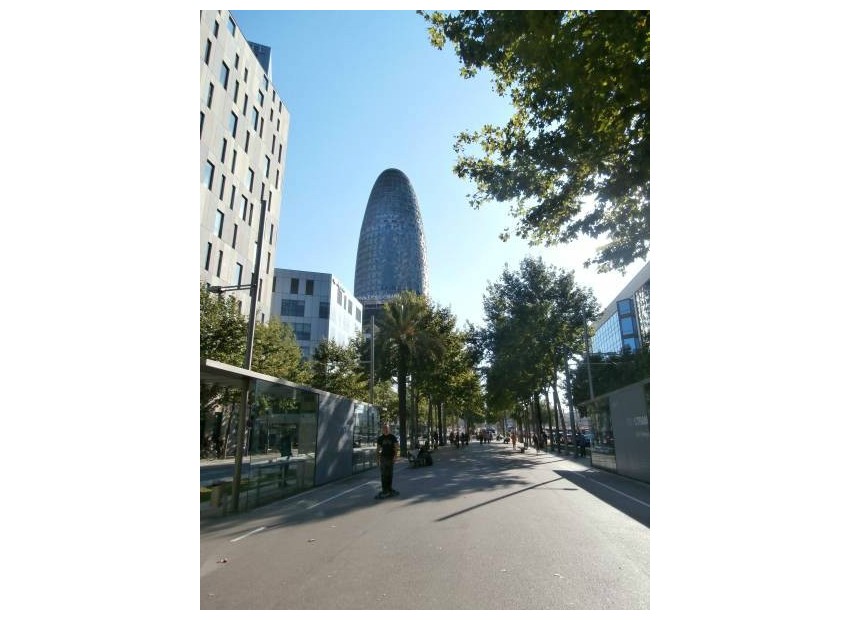 Sale - Piso -
Barcelona