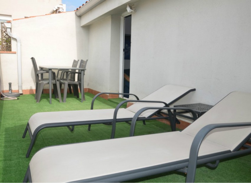 Sale - Piso -
Barcelona