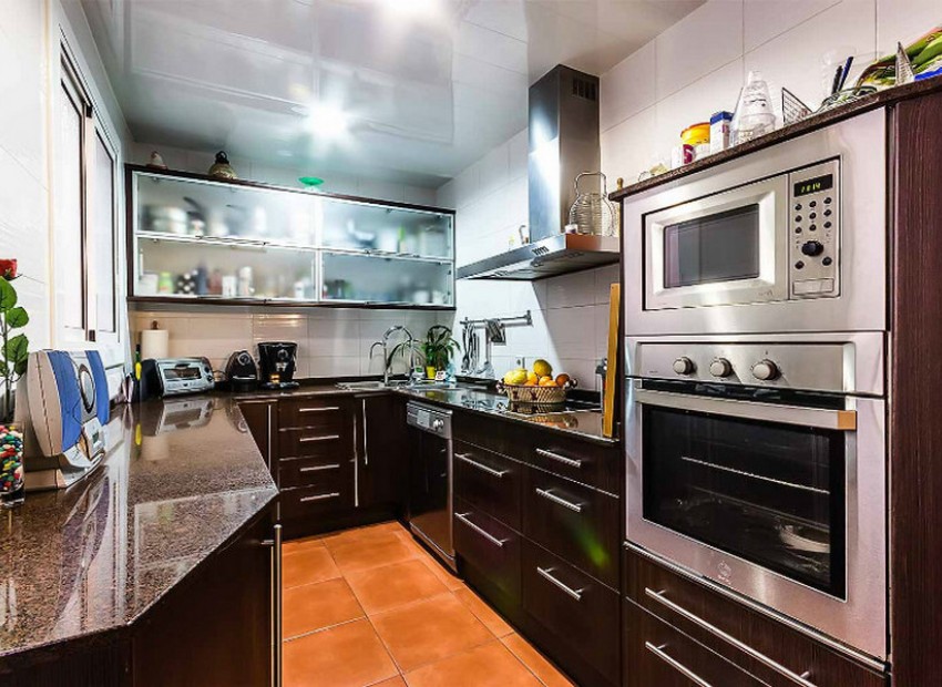 Sale - Piso -
Barcelona