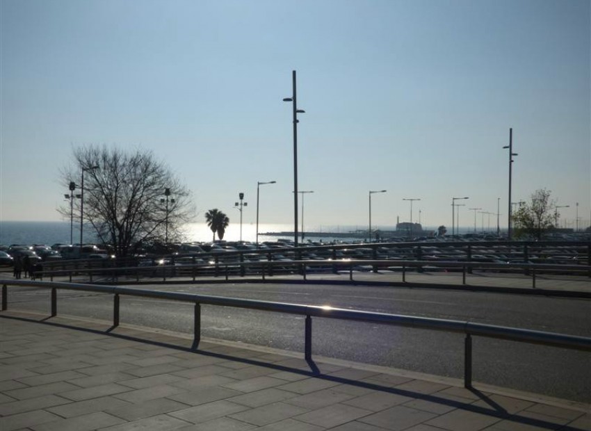 Sale - Piso -
Barcelona