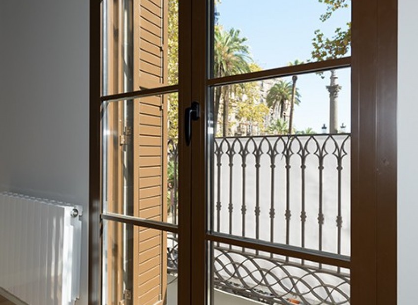 Sale - Piso -
Barcelona