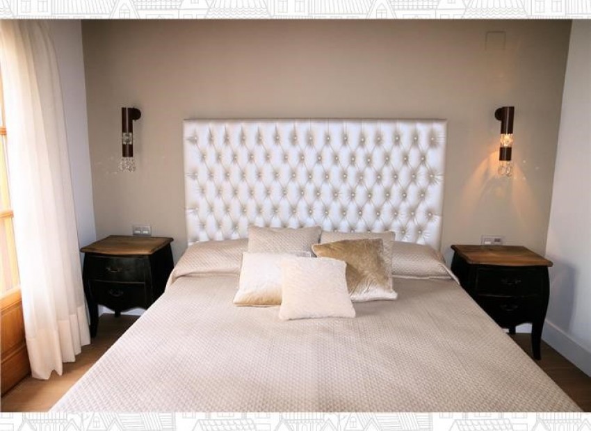 Sale - Piso -
Barcelona