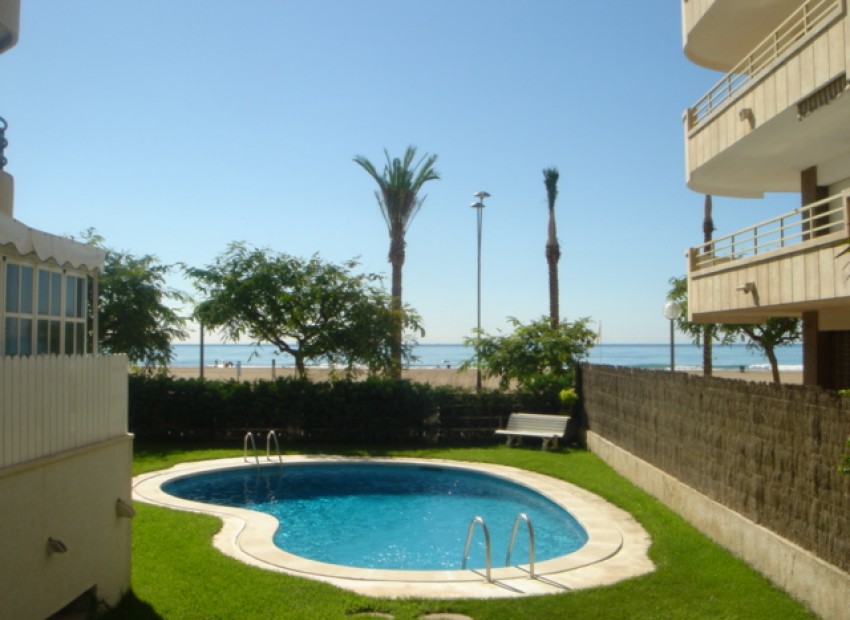 Sale - Piso -
Calafell