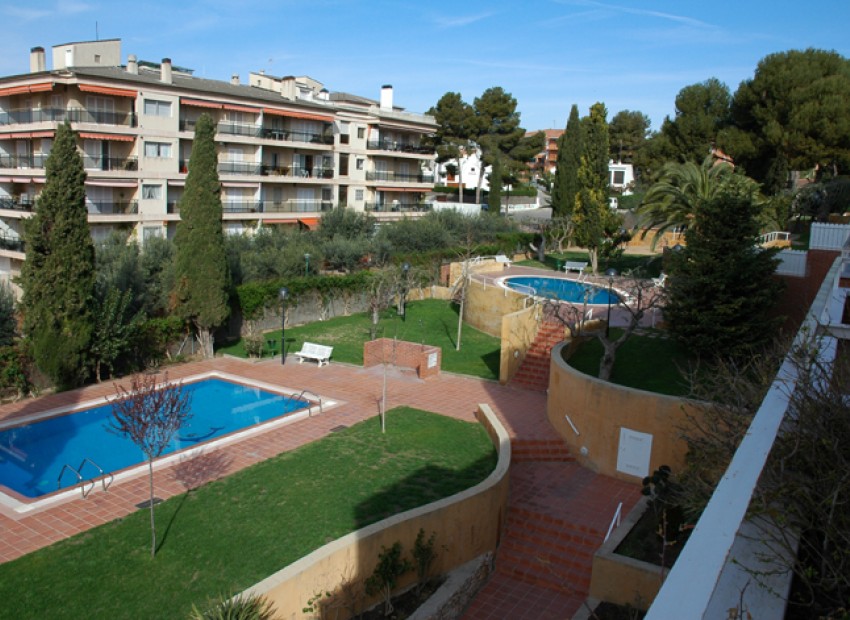 Sale - Piso -
Calafell