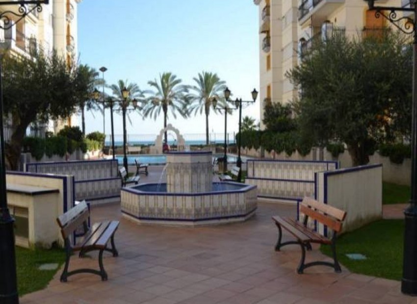 Sale - Piso -
Calafell