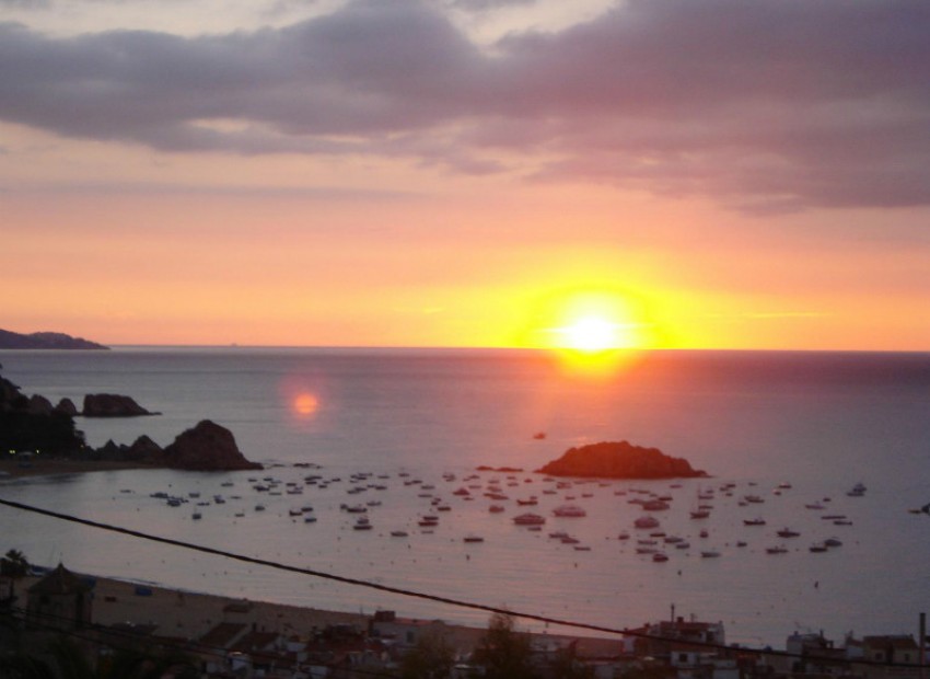 Sale - Piso -
Lloret de mar - Blanes - Tossa de mar - 1