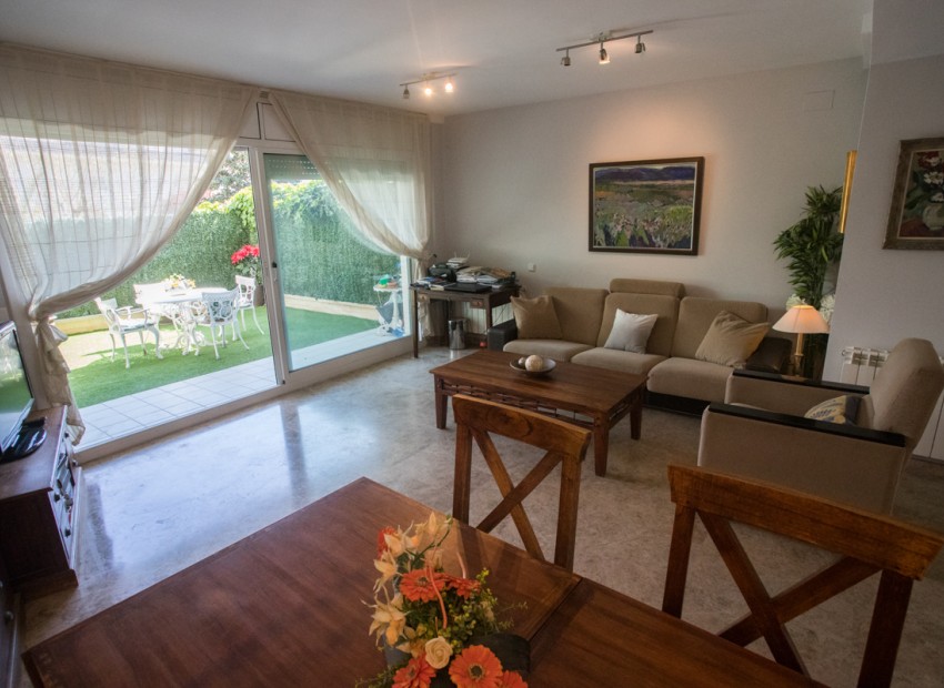 Sale - Piso -
Sitges