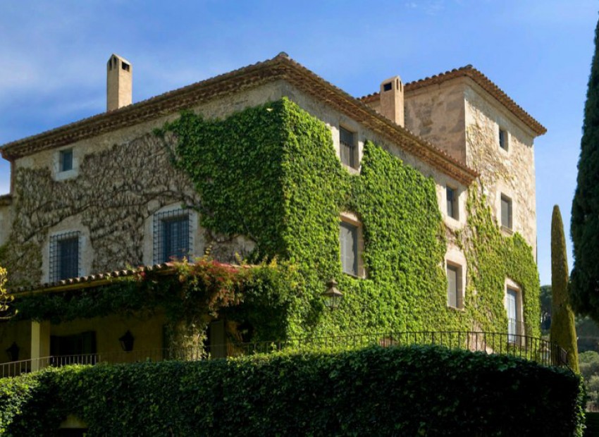 Sale - Rustic estate/castle  -
Barcelona
