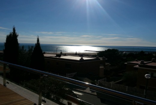 Town house - Sale - Castelldefels - Castelldefels
