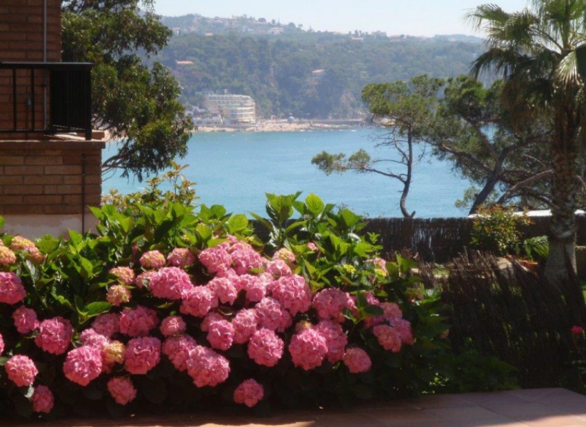 Venda - Chalet -
Lloret de mar - Blanes - Tossa de mar - 1