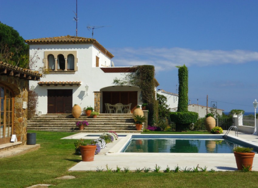 Venda - Chalet -
Patja de Aro - Sant Feliu de Guixols - Sant Antoni de Calonge - Costa