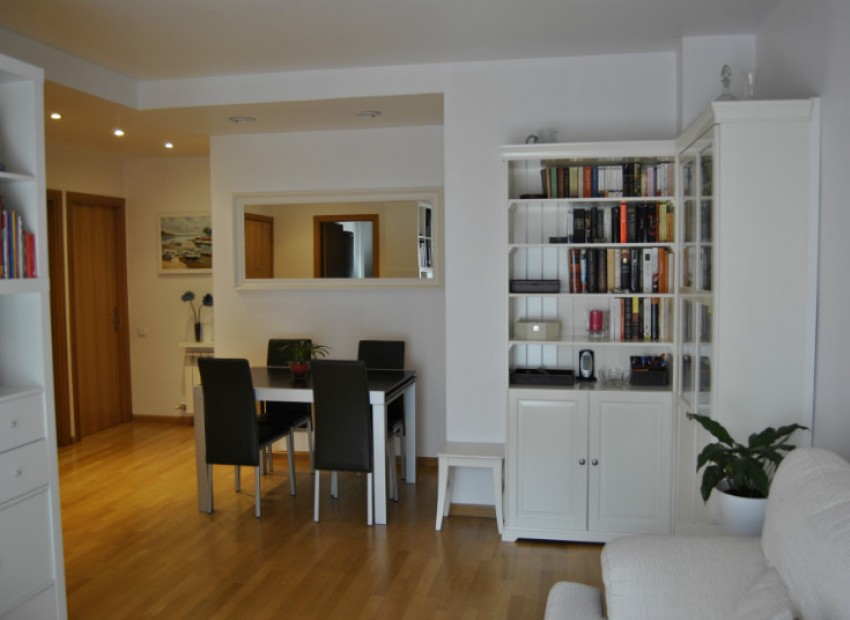 Venda - Piso -
Barcelona Sants-Poble sec-Montjuic - Barcelona Sants