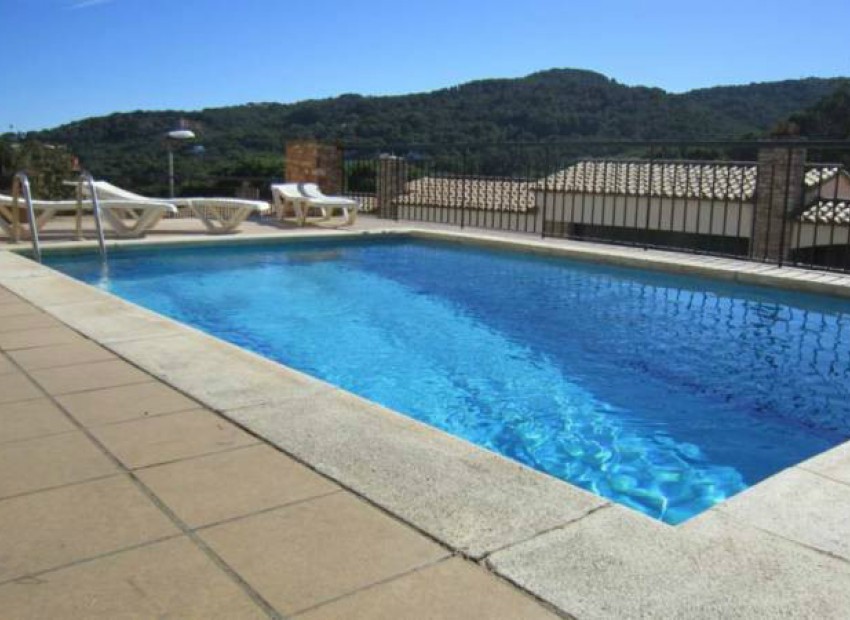 Venda - Piso -
Begur, Calella de Palafrugell - mar