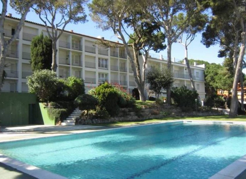 Venda - Piso -
Begur, Calella de Palafrugell - mar