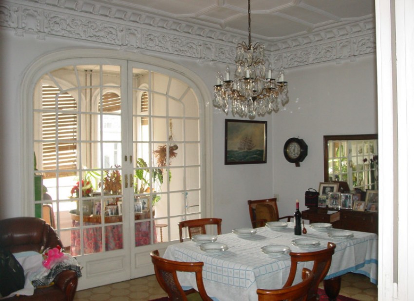 Venda - Piso -
Eixample