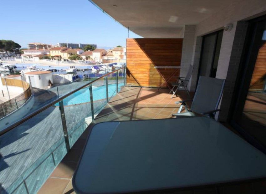 Venda - Piso -
Roses, Empuriabrava, L'Escala - 1