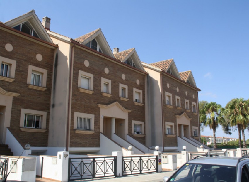 Venta - Adosado -
Calafell