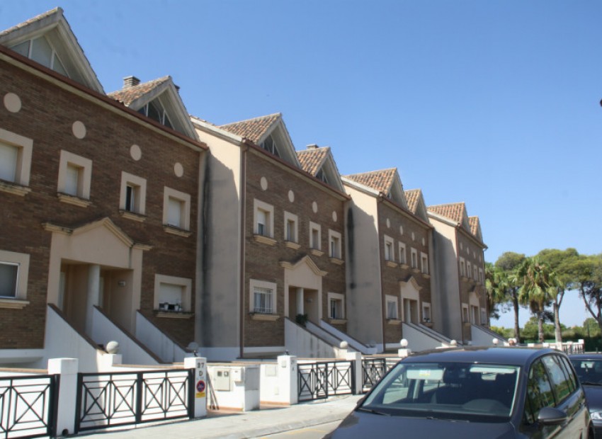 Venta - Adosado -
Calafell