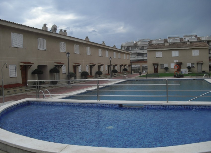 Venta - Adosado -
Cambrils