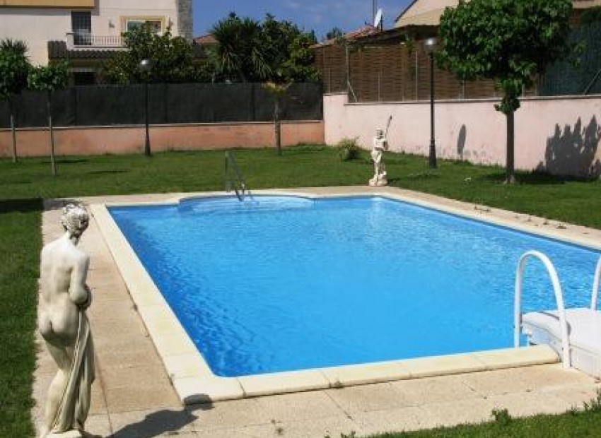 Venta - Adosado -
Cambrils