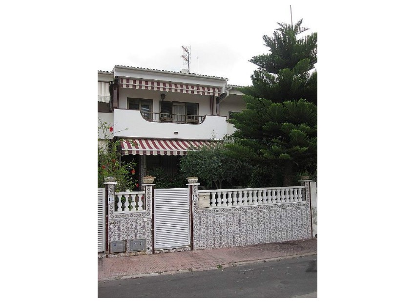 Venta - Adosado -
Coma Ruga